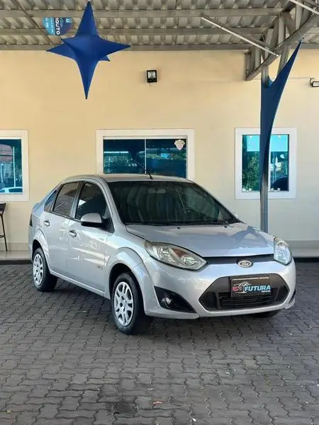 Carro Ford Fiesta Sedan 2013 SE 1.6 Rocam (Flex)
