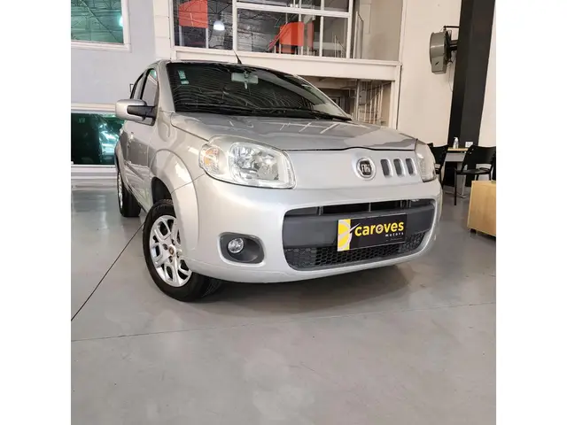 Carro Fiat Uno 2012 Vivace 1.0 8V (Flex) 2p