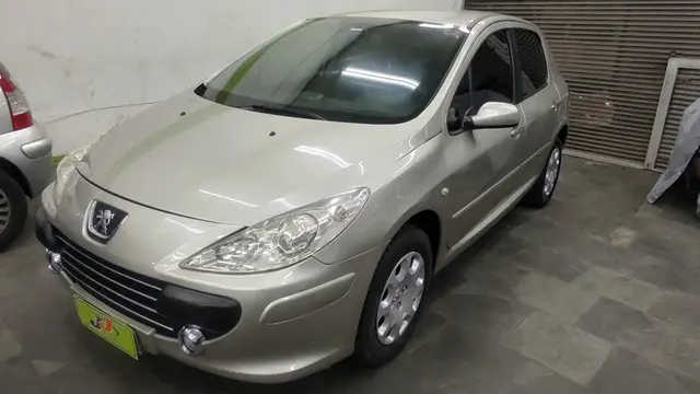 Carro Peugeot 307 2008 Hatch. Presence 1.6 16V (flex)
