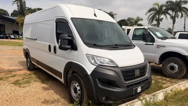 Carro Fiat Ducato 2023 MaxiCargo 2.2 Diesel (E6)