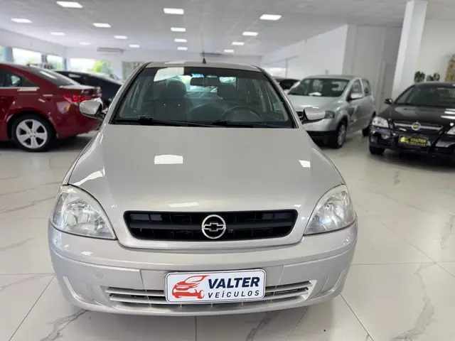 Carro Chevrolet Corsa Sedan 2005 Maxx 1.8 (Flex)