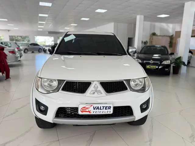 Carro Mitsubishi L200 Triton Sport 2012 3.2 DI-D 4x4