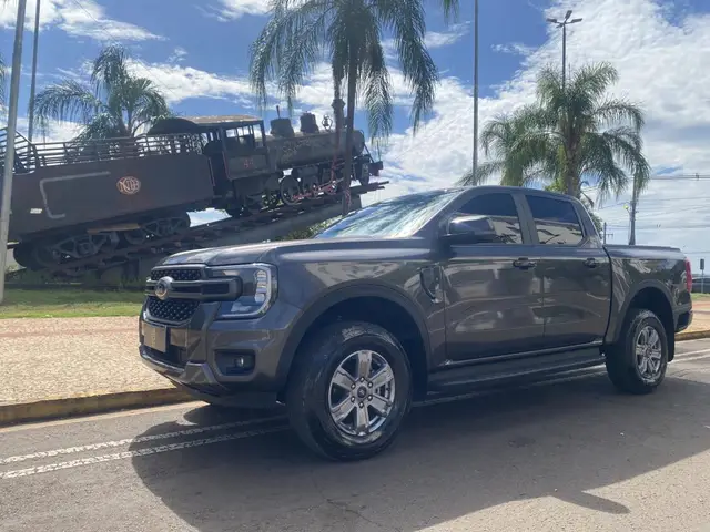 Carro Ford Ranger Cabine Dupla 2025 XLS 2.0 4x4