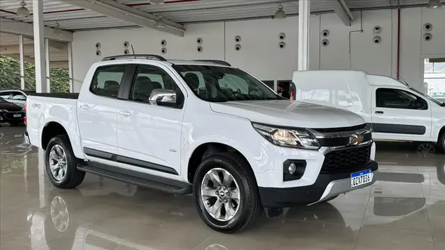 Carro Chevrolet S10 Cabine Dupla 2022 S10 2.5 ECOTEC SIDI LTZ 4x2 (Cabine Dupla) (Aut)