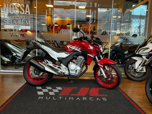 Moto Honda CB 250F Twister 2022 250F (ABS)