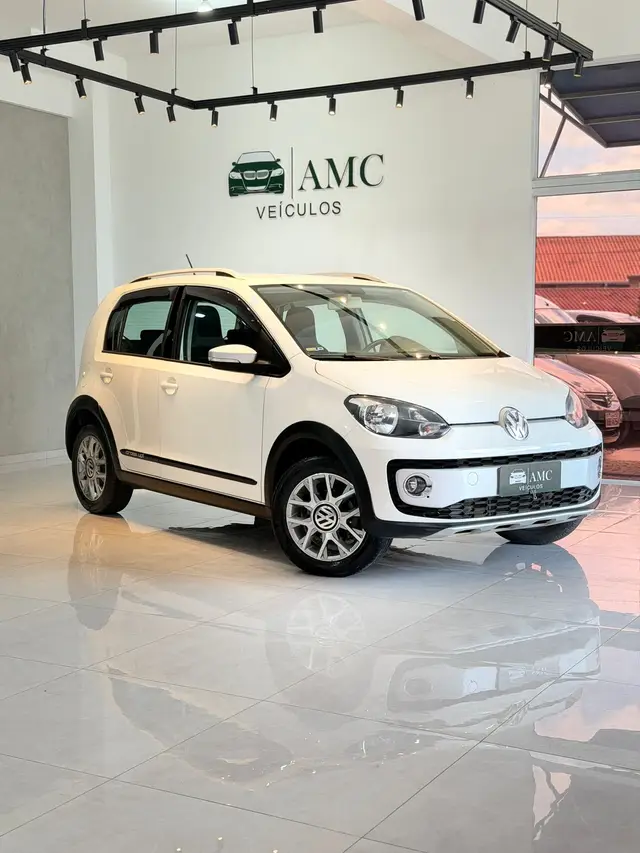 Carro Volkswagen Up! 2017 1.0 12v TSI E-Flex Cross