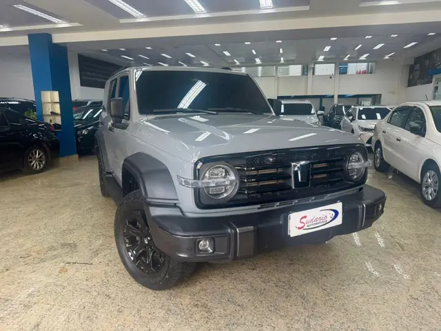 Carro GWM Tank 300 2026 Hi4-T