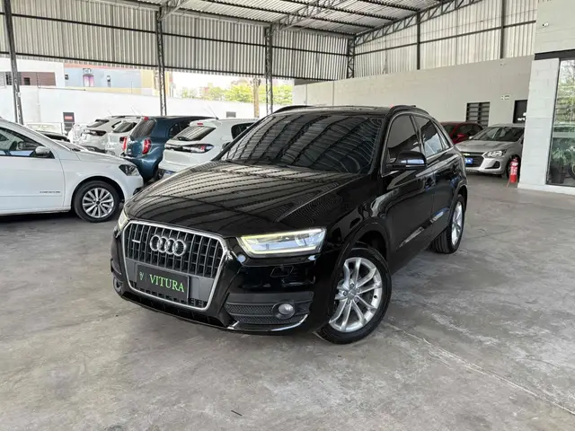Carro Audi Q3 2015 2.0 TFSI Ambition S Tronic Quattro