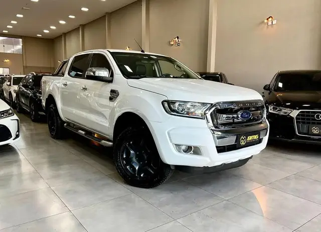 Carro Ford Ranger Cabine Dupla 2017 Ranger 3.2 XLT CD 4x4 (Aut)