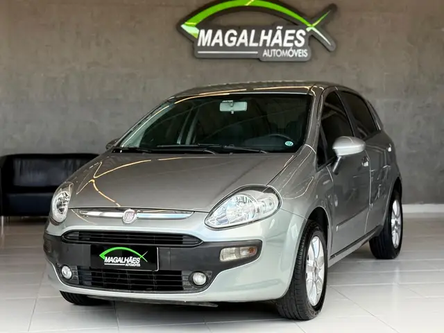 Carro Fiat Punto 2014 Attractive 1.4 (Flex)