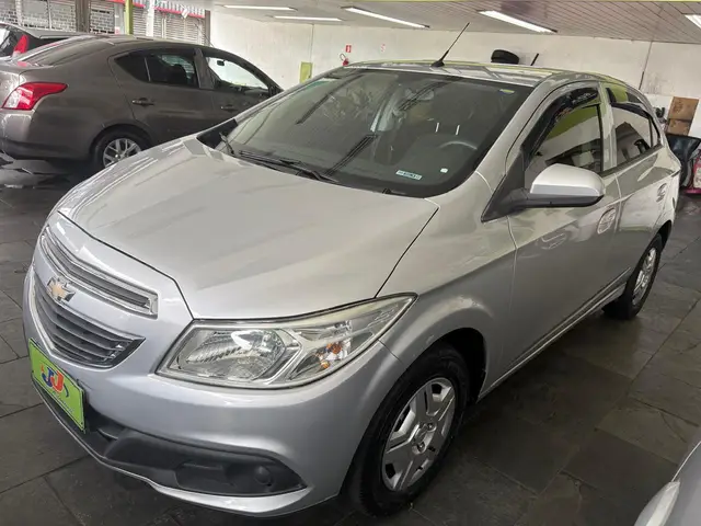 Carro Chevrolet Onix 2014 1.0 LT SPE/4