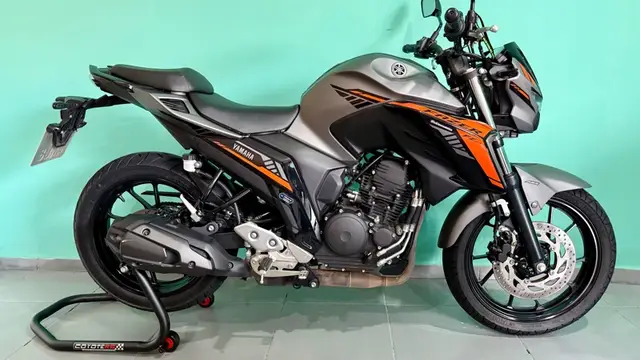 Moto Yamaha Fazer FZ25 2025 Connected