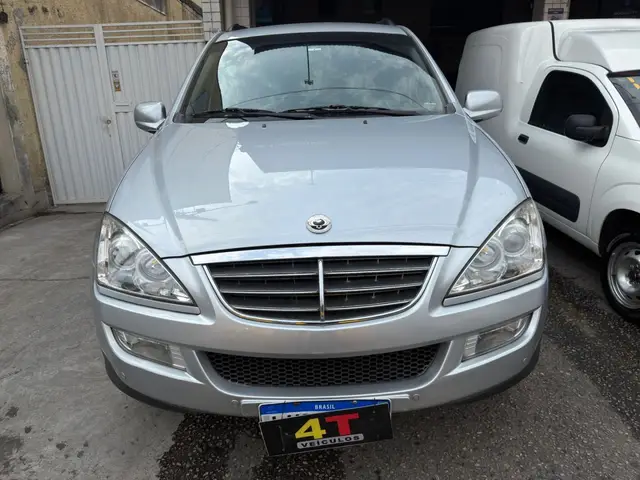 Carro SsangYong Kyron 2011 Executivo 2.0 GLS