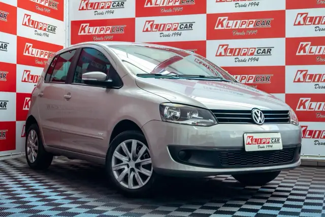 Carro Volkswagen Fox 2014 1.6 VHT I-Motion (Flex)