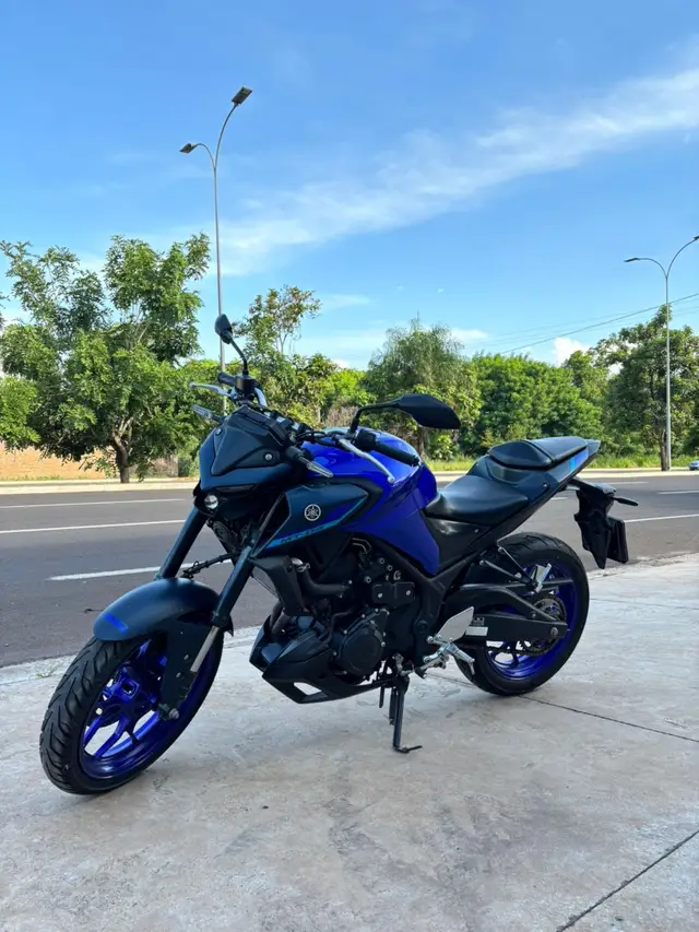 Moto Yamaha MT-03 2023 ABS
