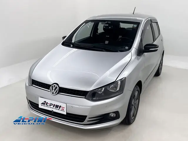 Carro Volkswagen Fox 2017 1.6 MSI Run (Flex)