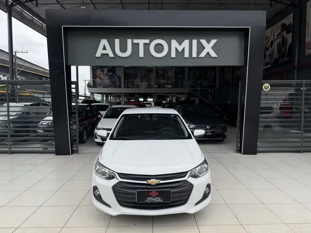 Carro Chevrolet Onix Plus 2024 LT 1.0