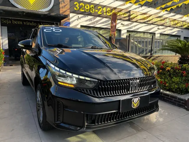 Carro Fiat Cronos 2026 Drive 1.3 AT