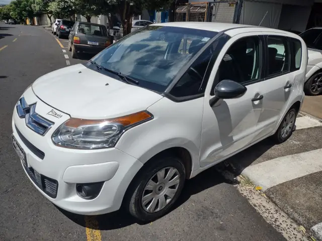Carro Citroën C3 Picasso 2014 GL 1.5 8V (Flex)