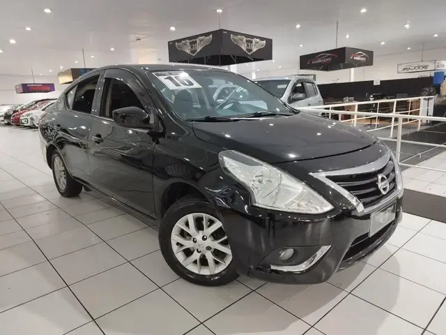 Carro Nissan Versa 2016 1.0 12V S (Flex)