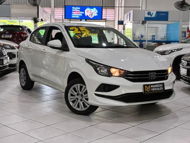 Carro Fiat Cronos 2025 Precision 1.3