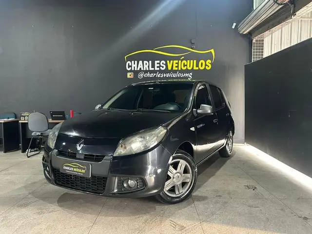 Carro Renault Sandero 2014 Authentique 1.0 16V (flex)