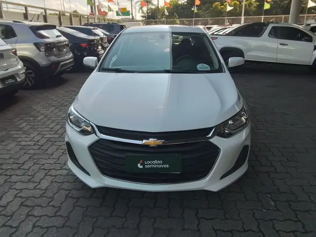 Carro Chevrolet Onix 2023 1.0