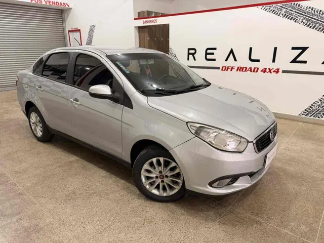 Carro Fiat Grand Siena 2017 Evo Attractive 1.4 8V (Flex)