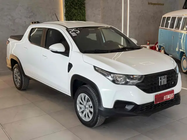 Carro Fiat Strada 2025 Volcano 1.3 Flex 8V CD Aut.