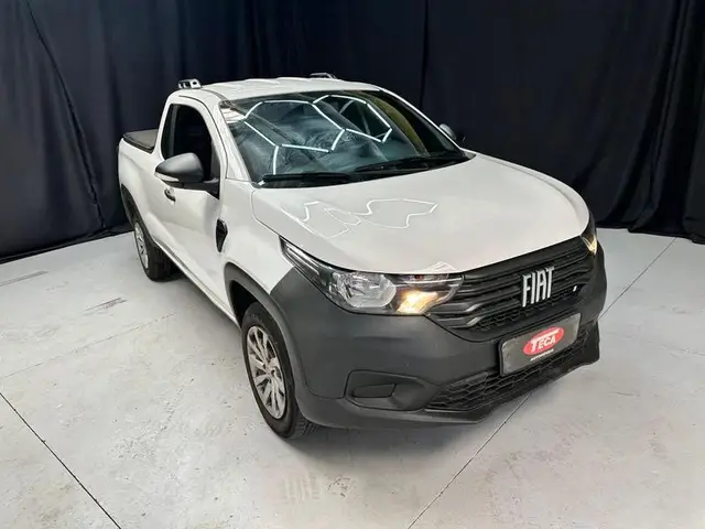 Carro Fiat Strada 2025 Endurance 1.3 Flex 8V CS