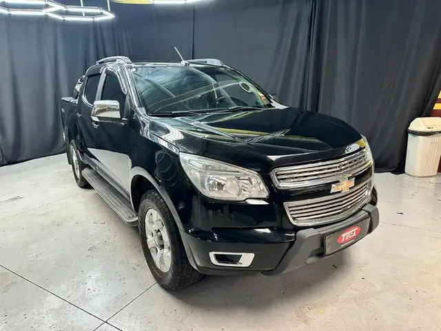 Carro Chevrolet S10 Cabine Dupla 2016 S10 2.5 ECOTEC SIDI LTZ (Cabine Dupla)