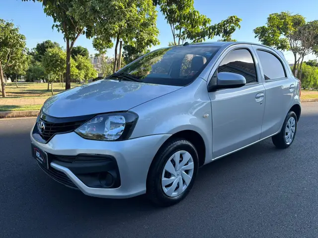 Carro Toyota Etios 2019 X 1.3 (Flex)