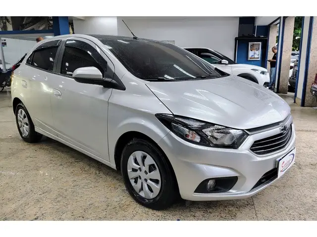 Carro Chevrolet Onix 2019 1.0 LT SPE/4
