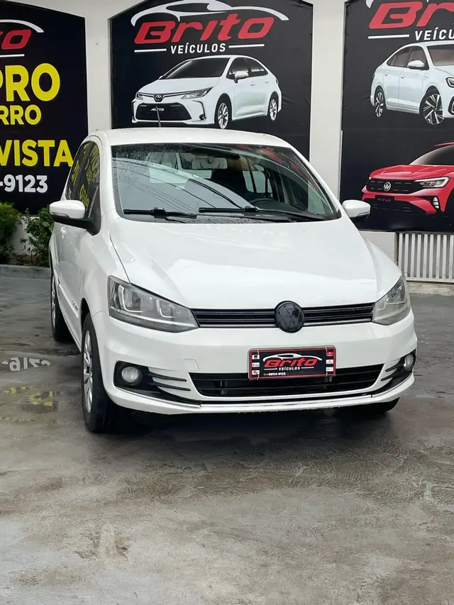 Carro Volkswagen Fox 2016 1.0 TEC Comfortline (Flex)