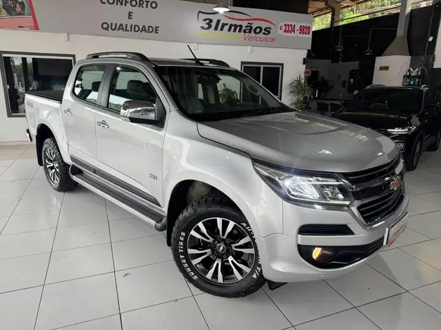 Carro Chevrolet S10 Cabine Dupla 2019 S10 2.5 ECOTEC SIDI LTZ 4WD (Cabine Dupla) (Aut)