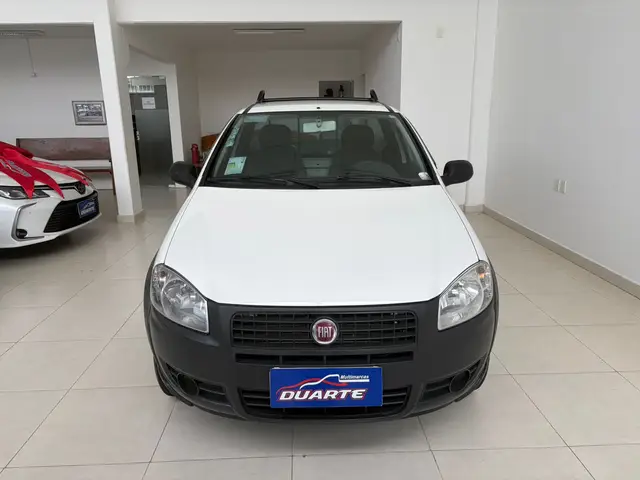 Carro Fiat Strada 2013 Working 1.4 (Flex)