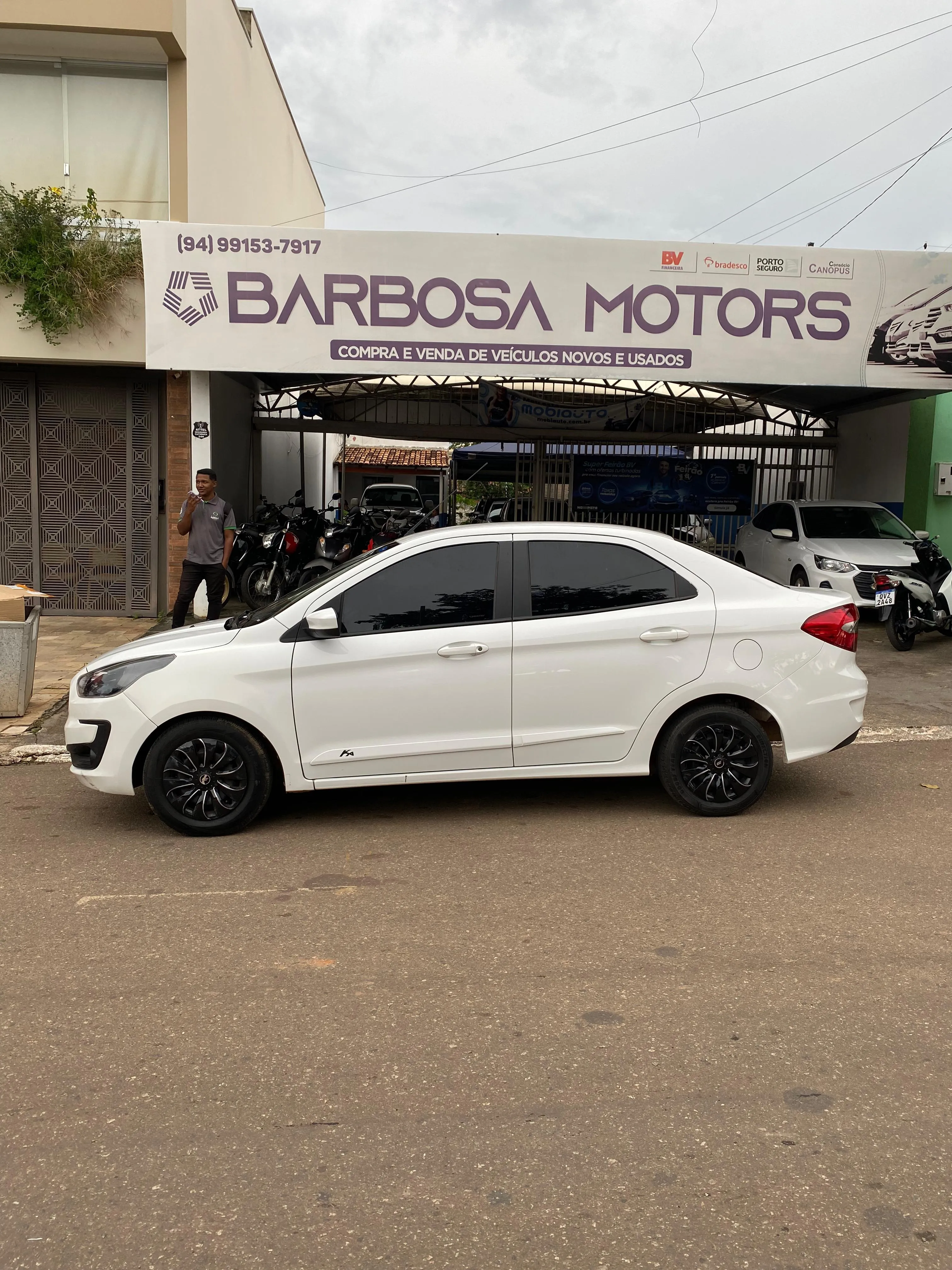 Fachada da loja Veículos à venda em Barbosa Motors - Xinguara - PA