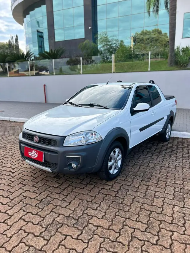 Carro Fiat Strada 2019 Freedom 1.4 CD (Flex)