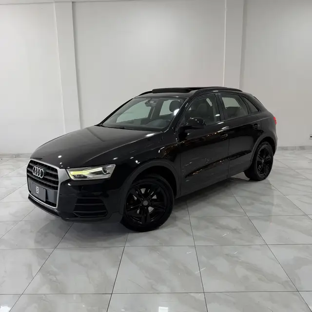 Carro Audi Q3 2016 1.4 TFSI Ambiente S Tronic