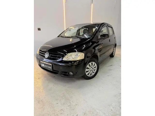 Carro Volkswagen Fox 2005 Plus 1.6 8V (Flex)