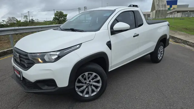Carro Fiat Strada 2023 Endurance 1.4 Cabine Plus (Flex)