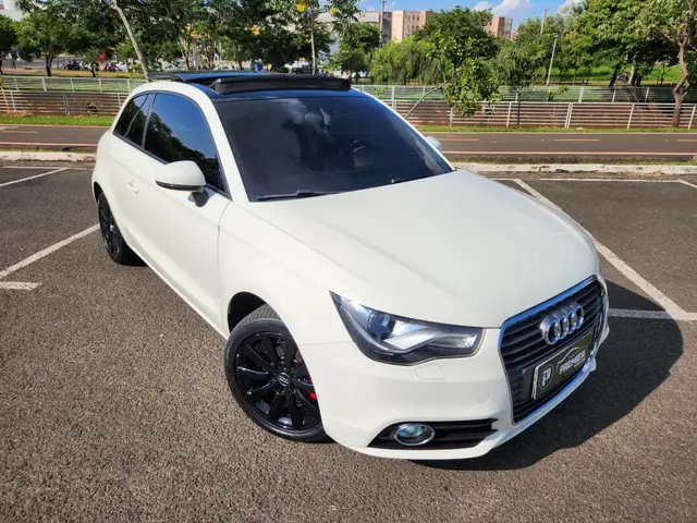 Carro Audi A1 2012 1.4 TFSI Attraction S Tronic