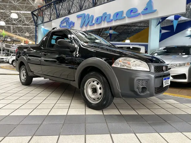 Carro Fiat Strada 2017 Working Plus 1.4 (Flex)