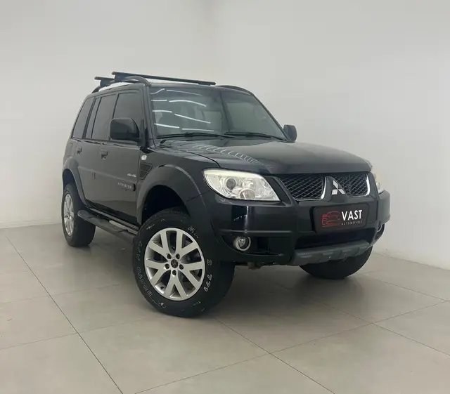 Carro Mitsubishi Pajero TR4 2014 2.0 16V 4X4 (Flex) (Aut)