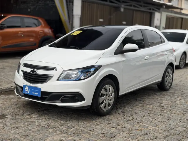 Carro Chevrolet Onix 2015 1.4 LT SPE/4