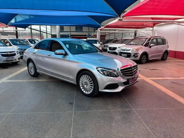 Carro Mercedes-Benz C 180  2017 1.6 CGI Gasolina (Aut)
