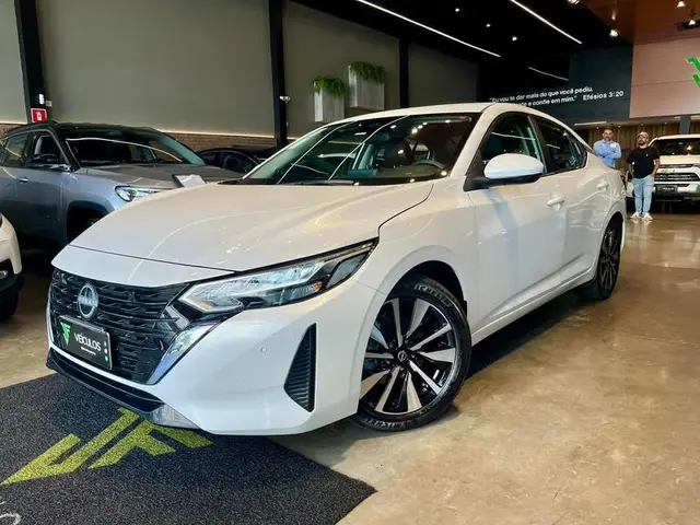 Carro Nissan Sentra 2025 Advance 2.0 16V Aut.