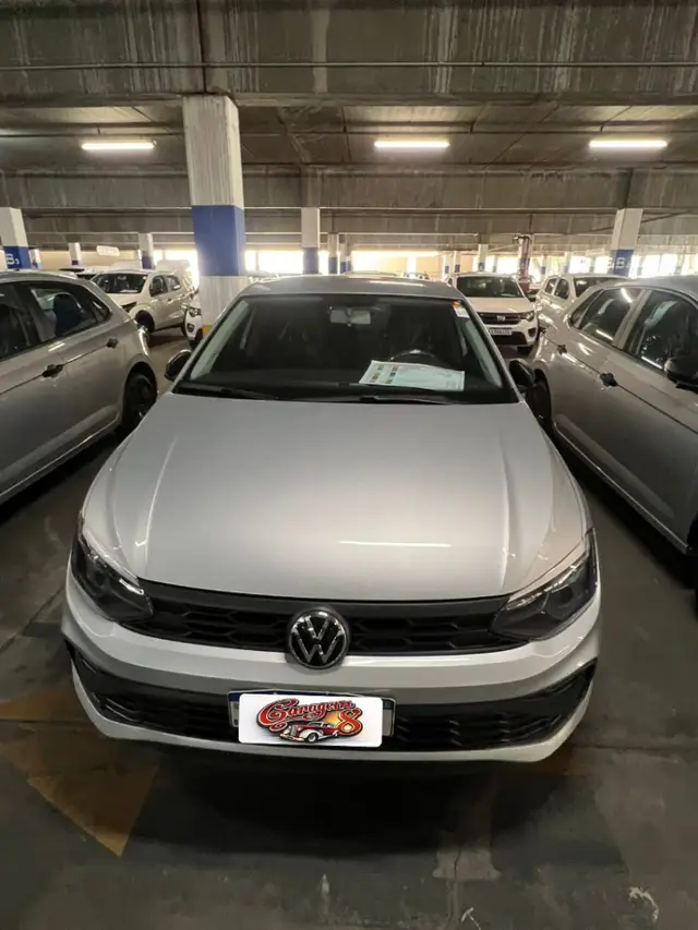 Carro Volkswagen Polo 2025 Track 1.0 Flex 12V 5p