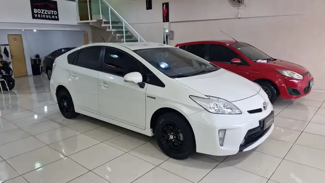 Carro Toyota Prius 2015 Hybrid 1.8 16V 5p (Aut)