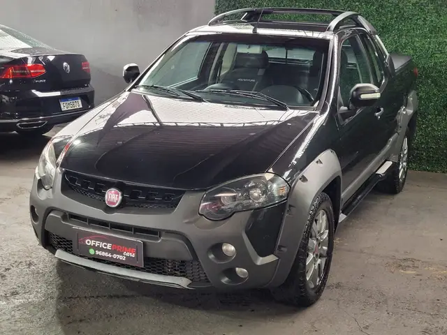 Carro Fiat Strada 2015 Adventure 1.8 16V (Flex) (Cabine Estendida)